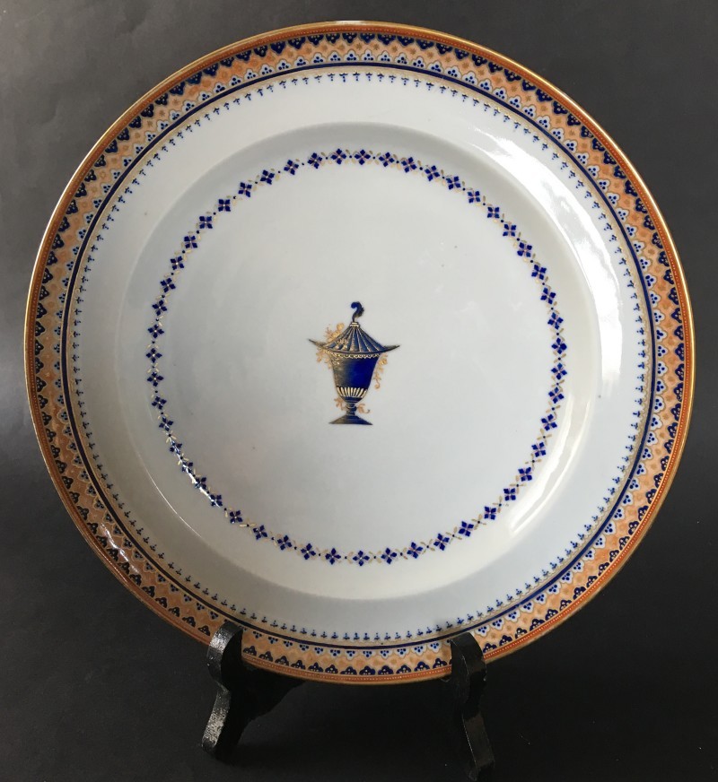 neo classical plate with urn